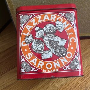 D. Lazzaroni & C. Saronno Amaretti Biscotti Cookie Tin Italy Vintage